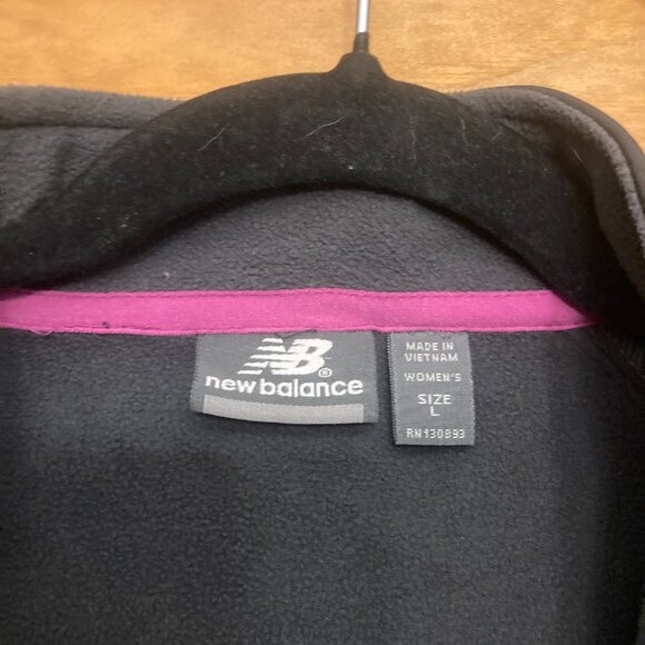 Women’s New Balance Softshell Jacket – Large – Full Zip – Black/Gray - Picture 6 of 8